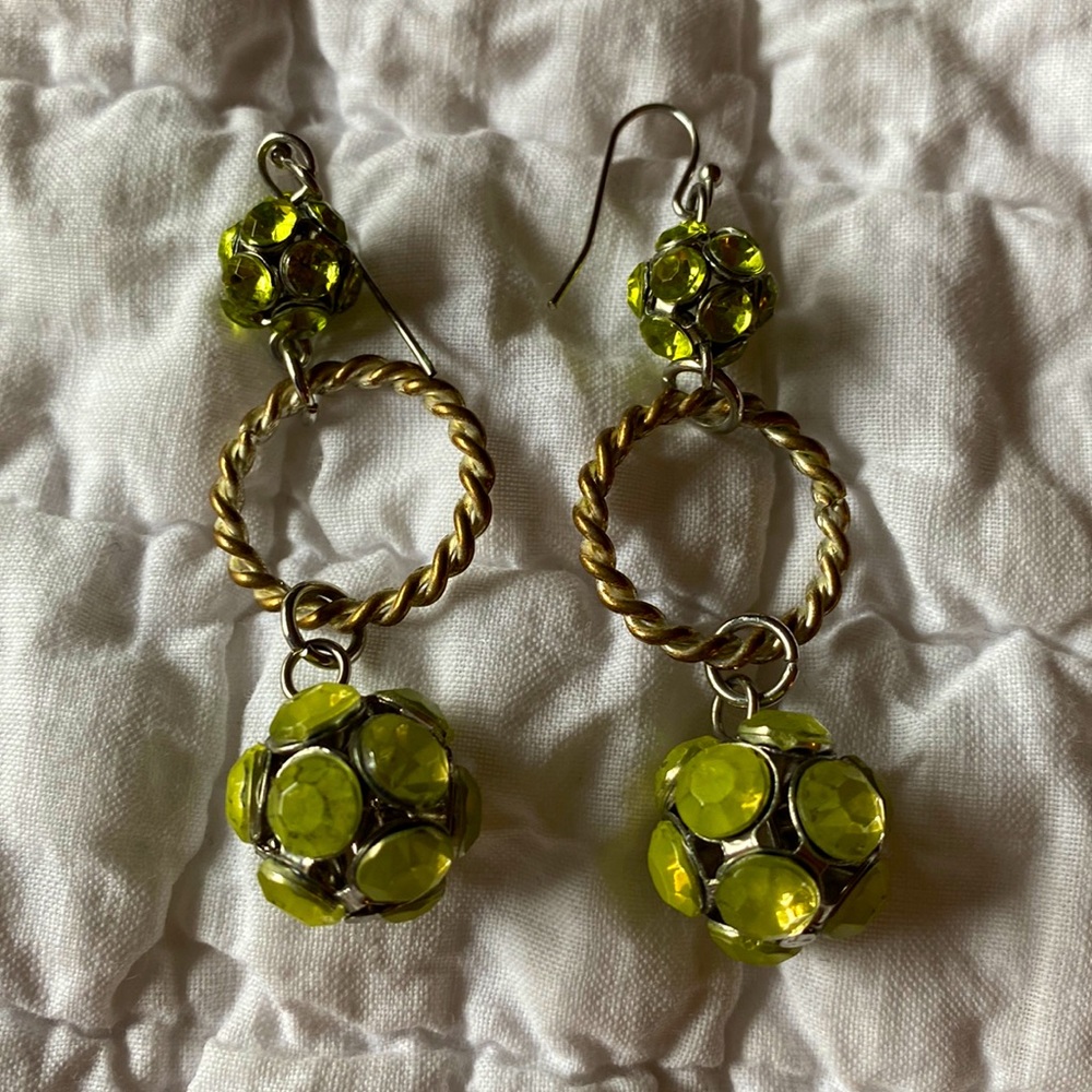VERA WANG EARRINGS FROM 2004